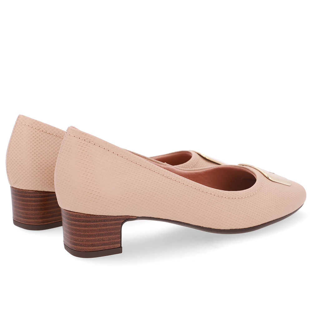 Scarpin Couro Bege Bico Quadrado - Loja Online | Usaflex - Loja Online ...